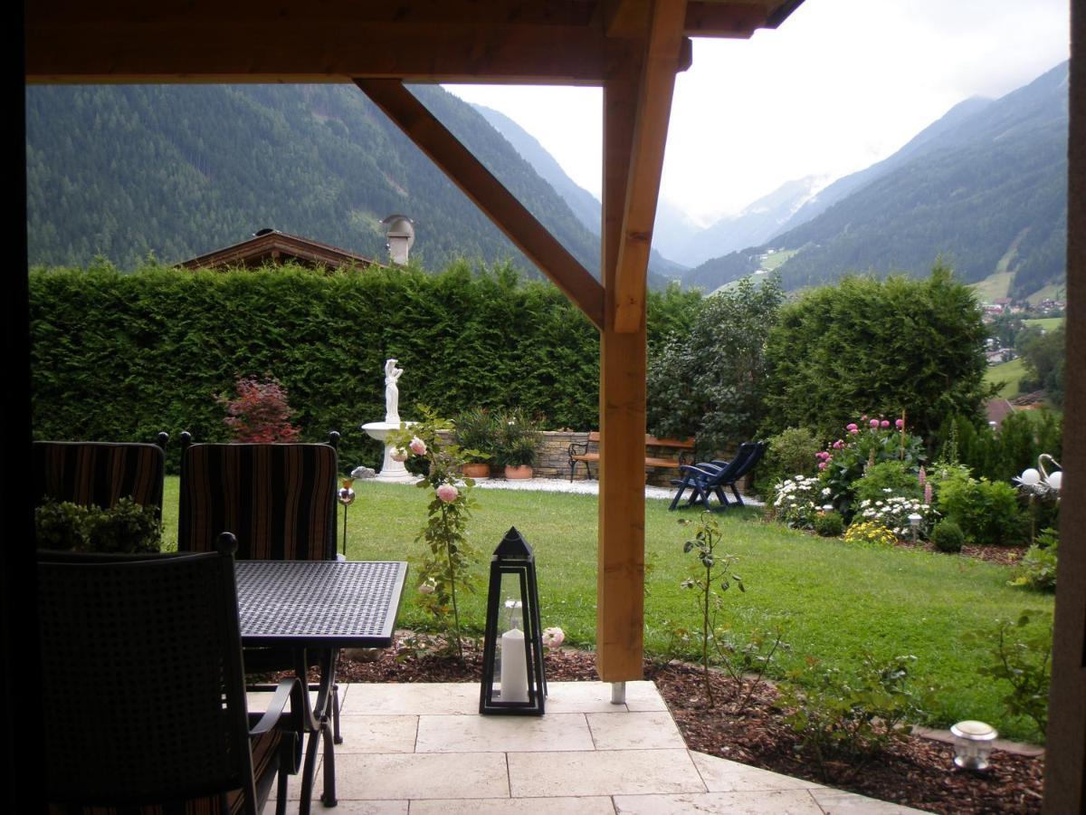 Landhaus Knoflach Neustift im Stubaital Habitación foto